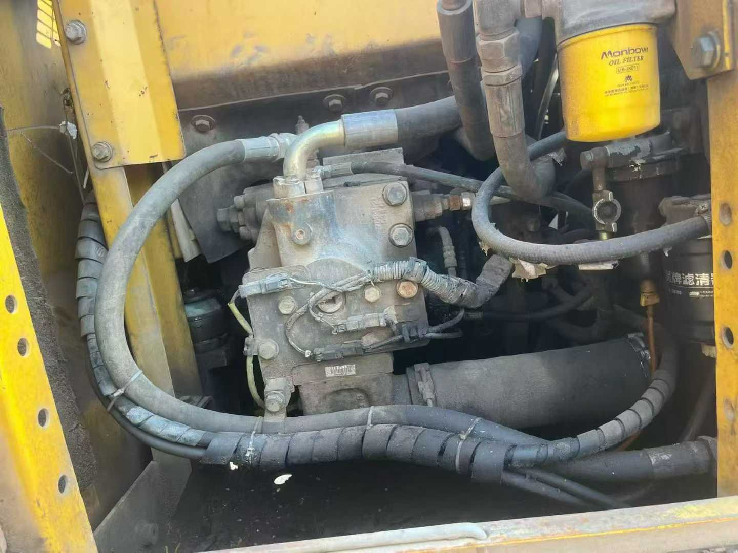 Buy Komatsu PC130 Used Excavator / 4