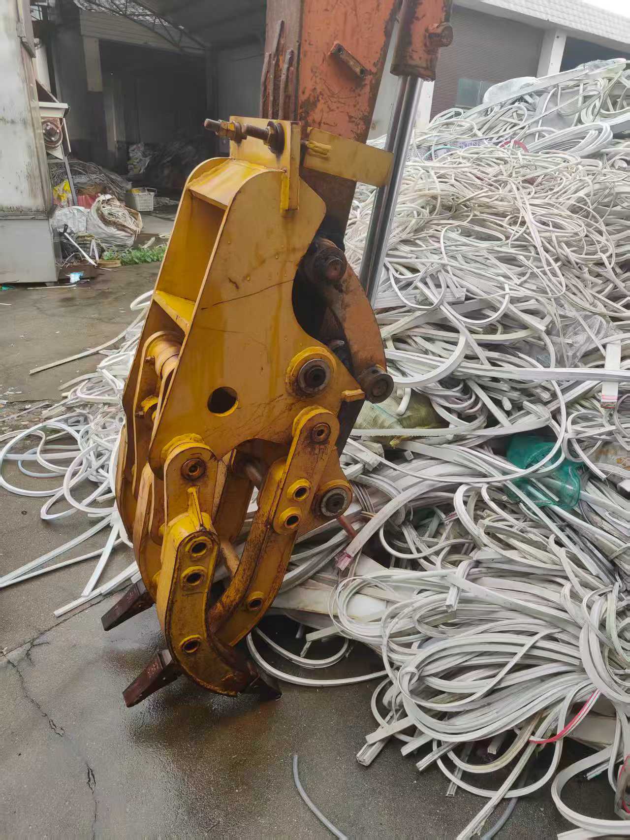 Buy Doosan DH60 Used Excavator / 4