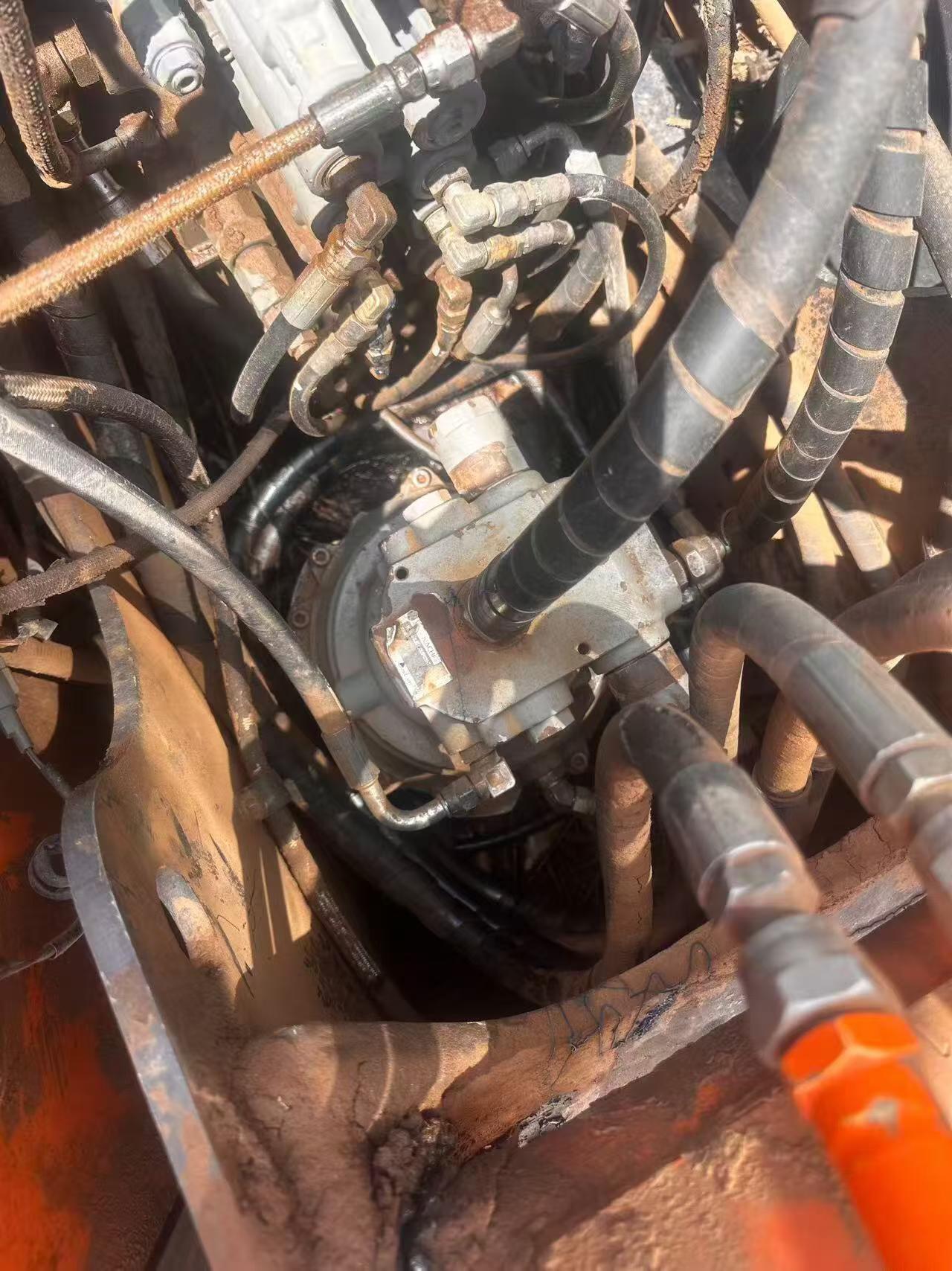 Buy Hitachi ZX70-5A Used Excavator / 4