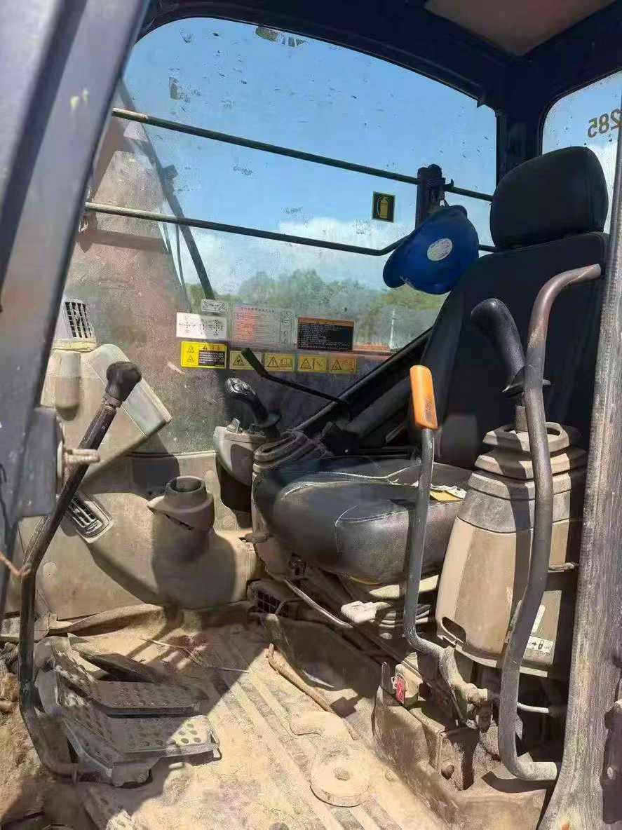 Buy Hitachi EX60-5 Used Excavator / 7