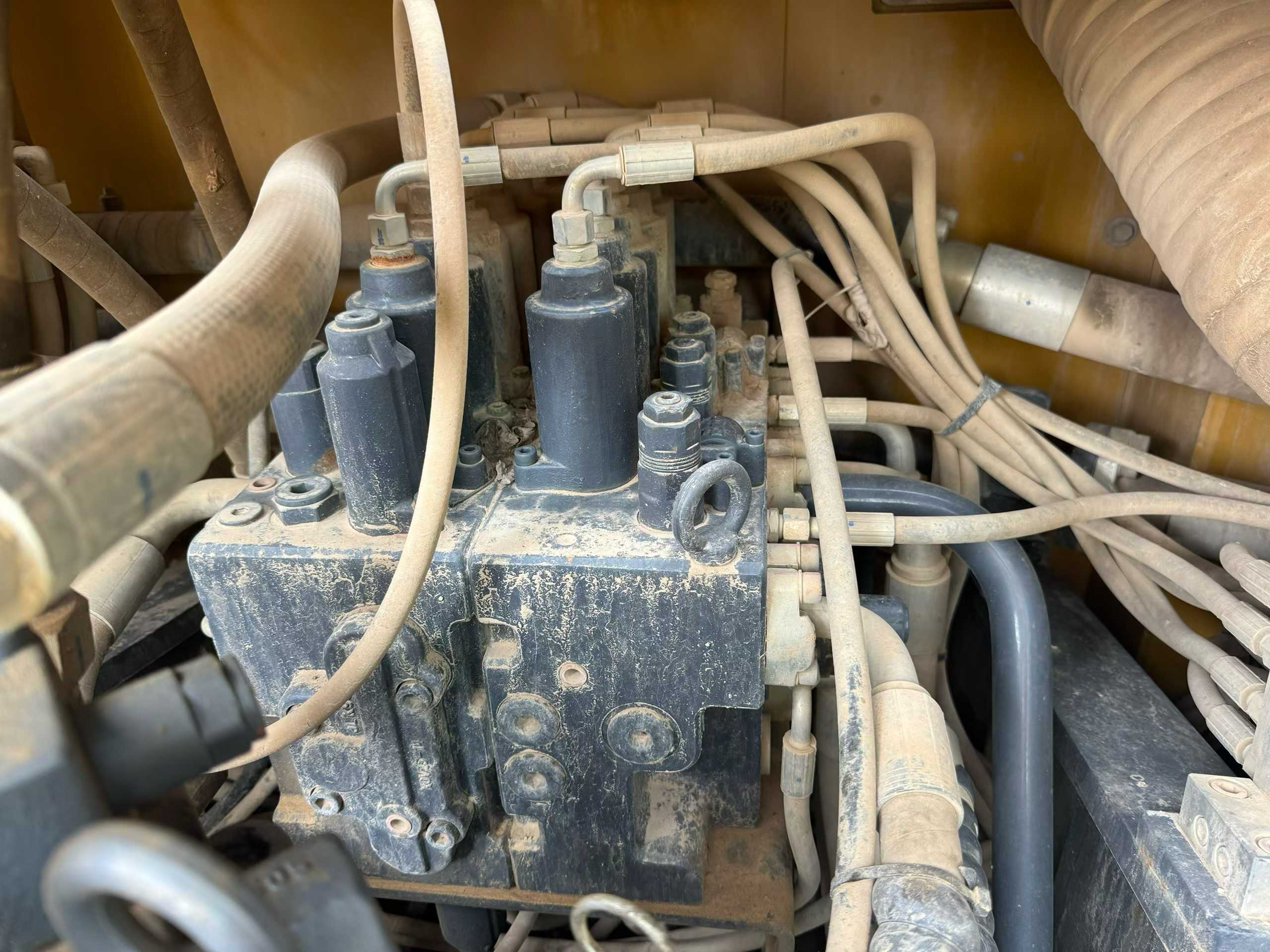 Buy XCMG XE200 Used Excavator / 2