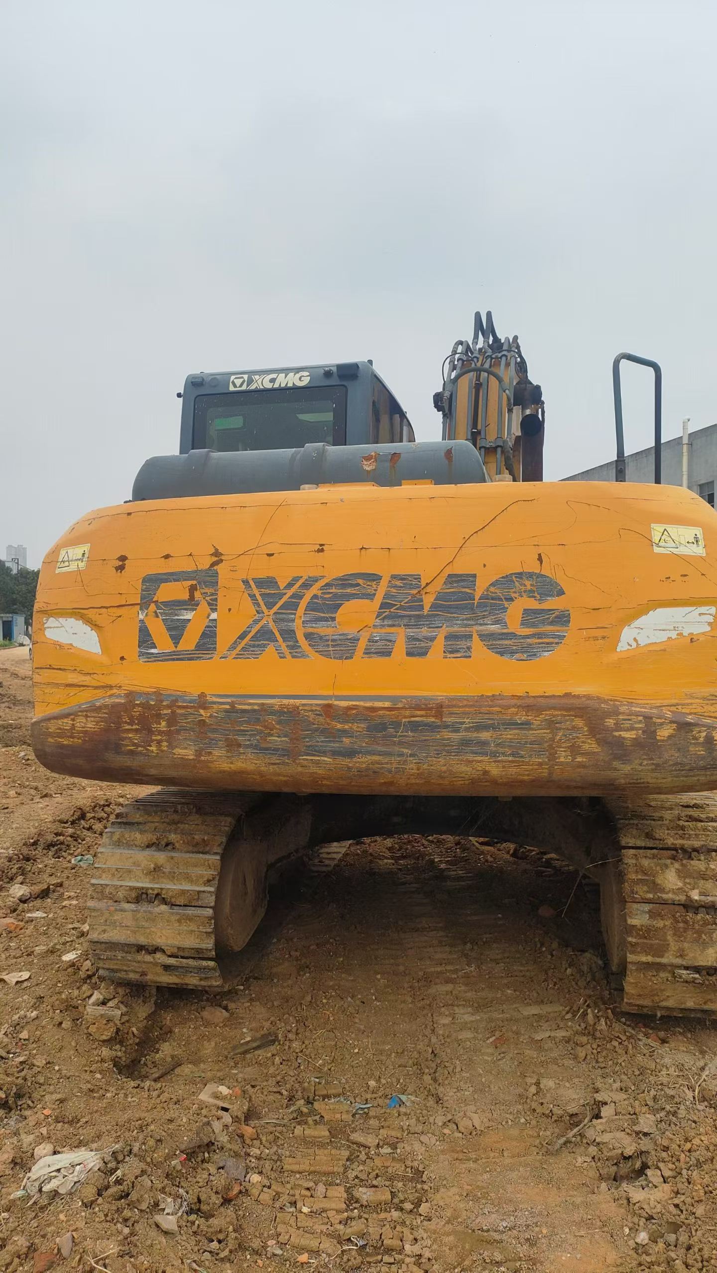 Buy XCMG XE135B Used Excavator / 4