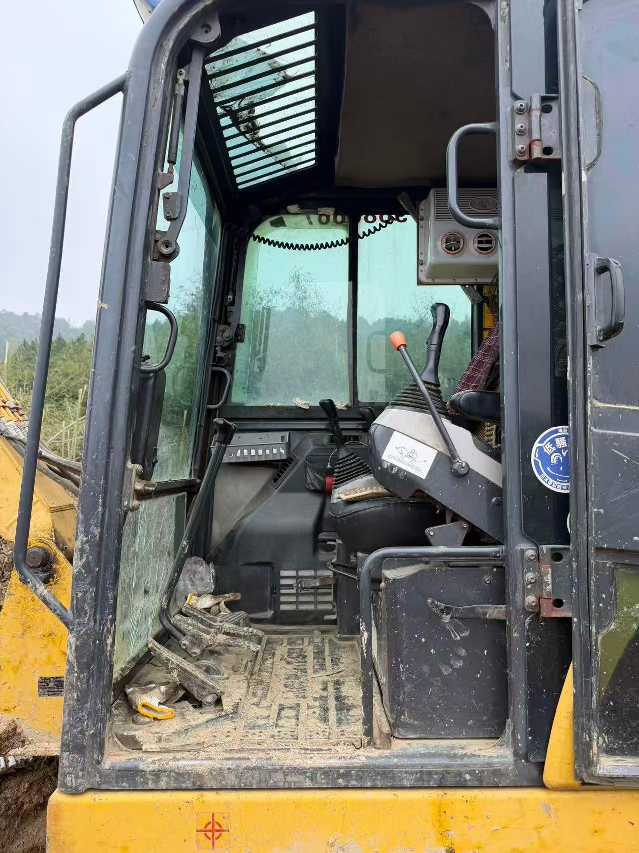 Buy Komatsu PC56-7 Used Excavator / 8