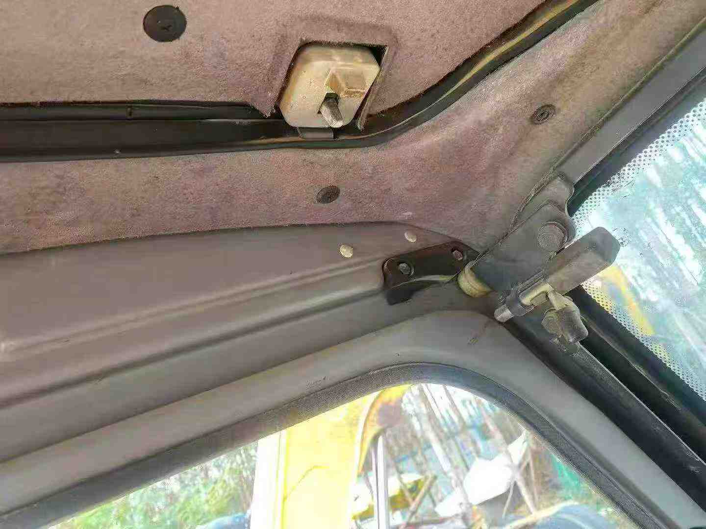 Buy Hitachi EX130 Used Excavator / 4