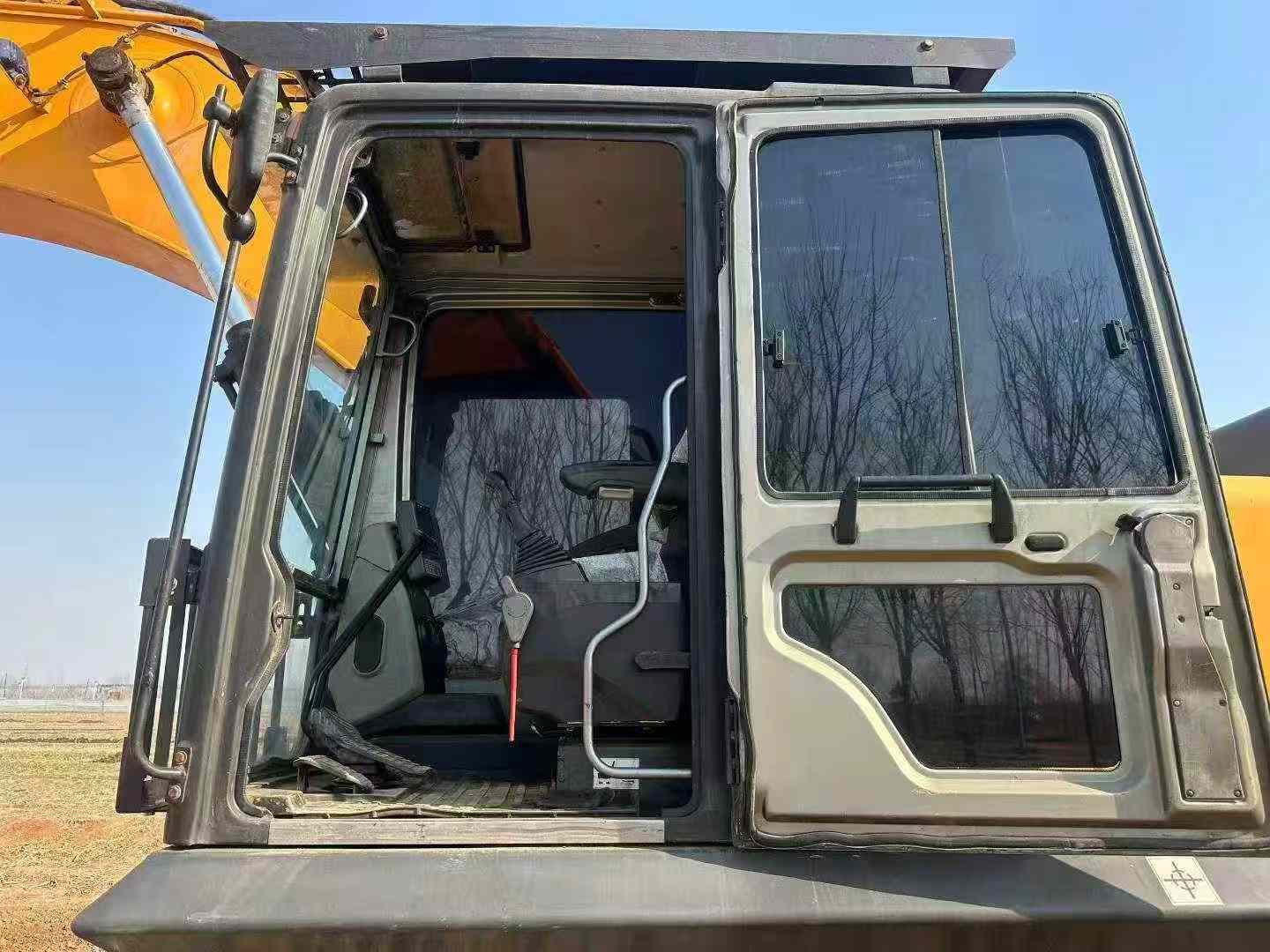 Buy Sany SY285C Used Excavator / 8