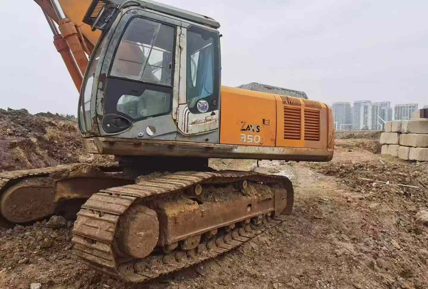 Buy Hitachi EX350 Used Excavator / 4