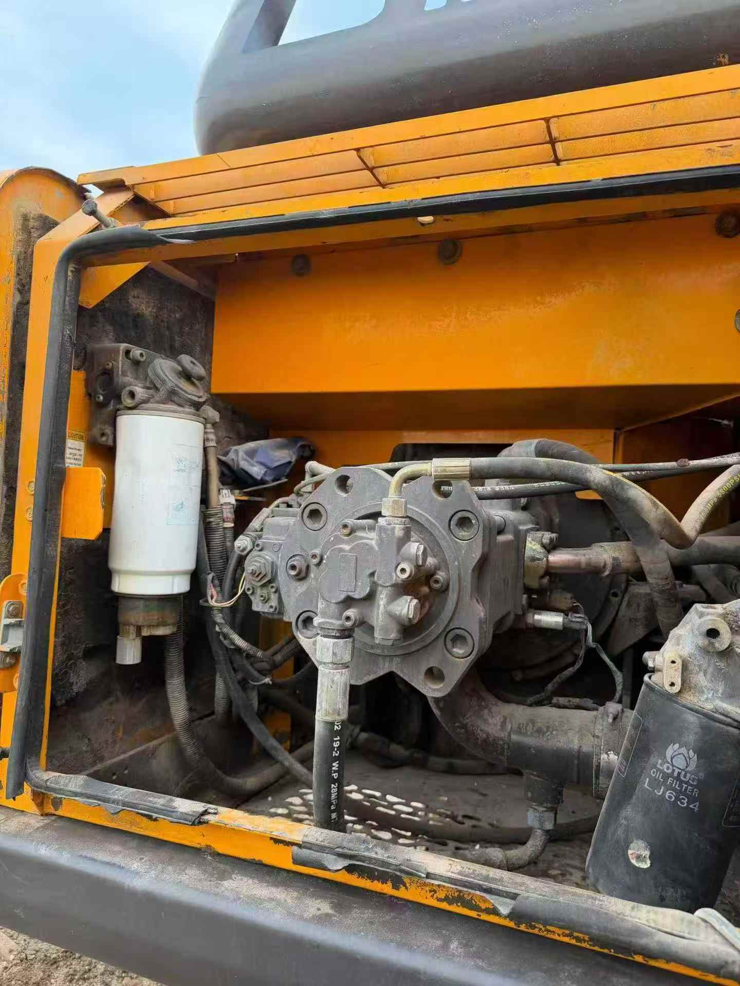 Buy Sany SY205C Used Excavator / 4