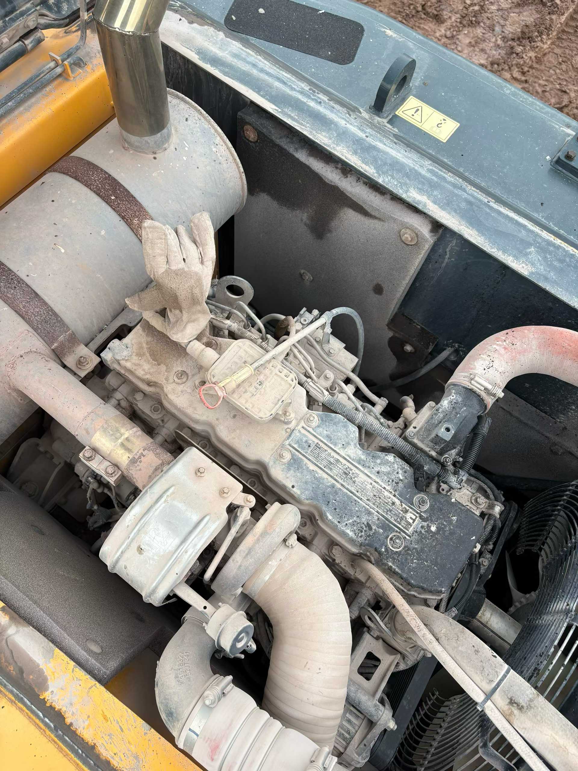 Buy Hyundai R215-7 Used Excavator / 2