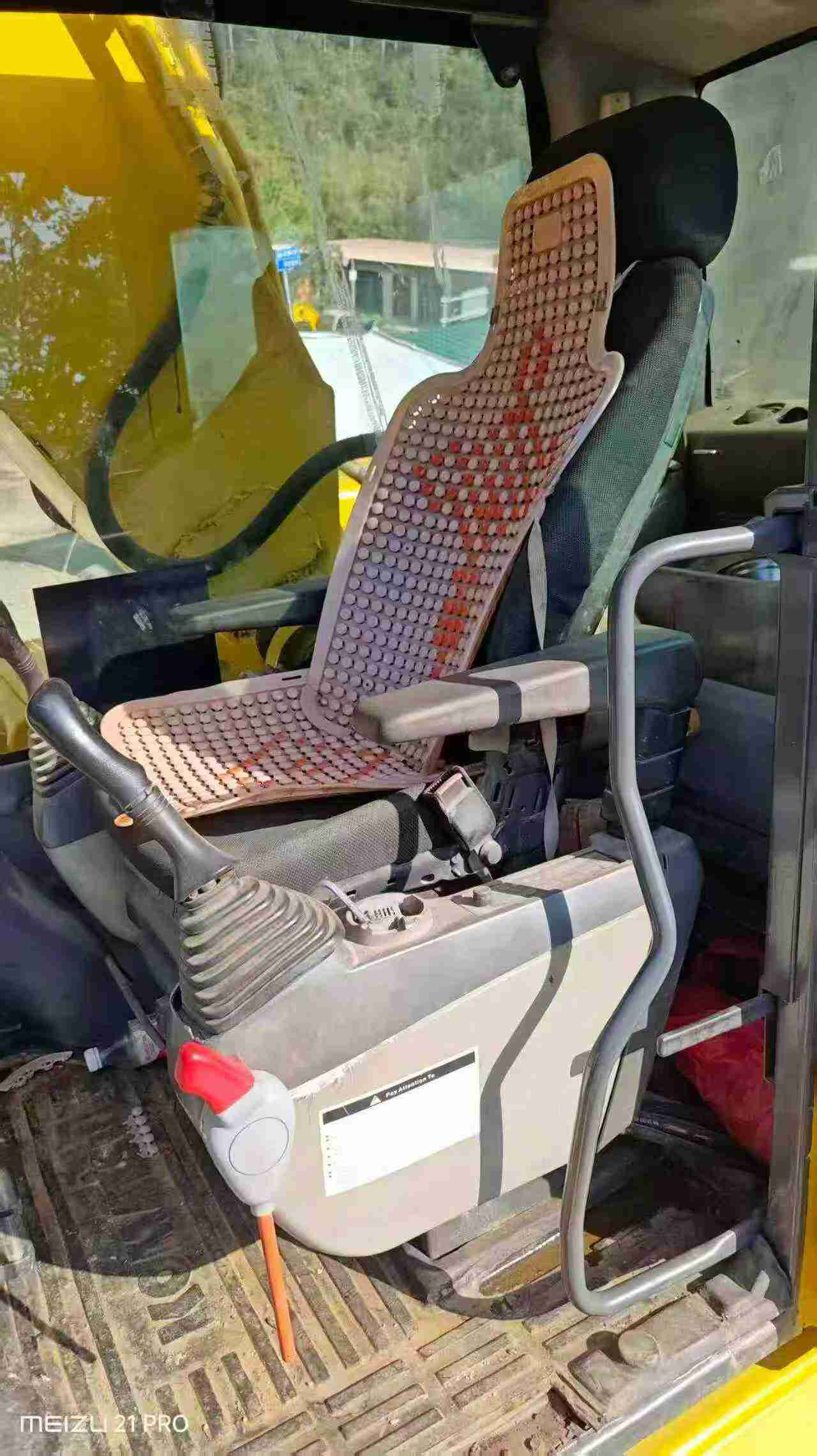 Buy Komatsu PC210LC-8 Used Excavator / 4