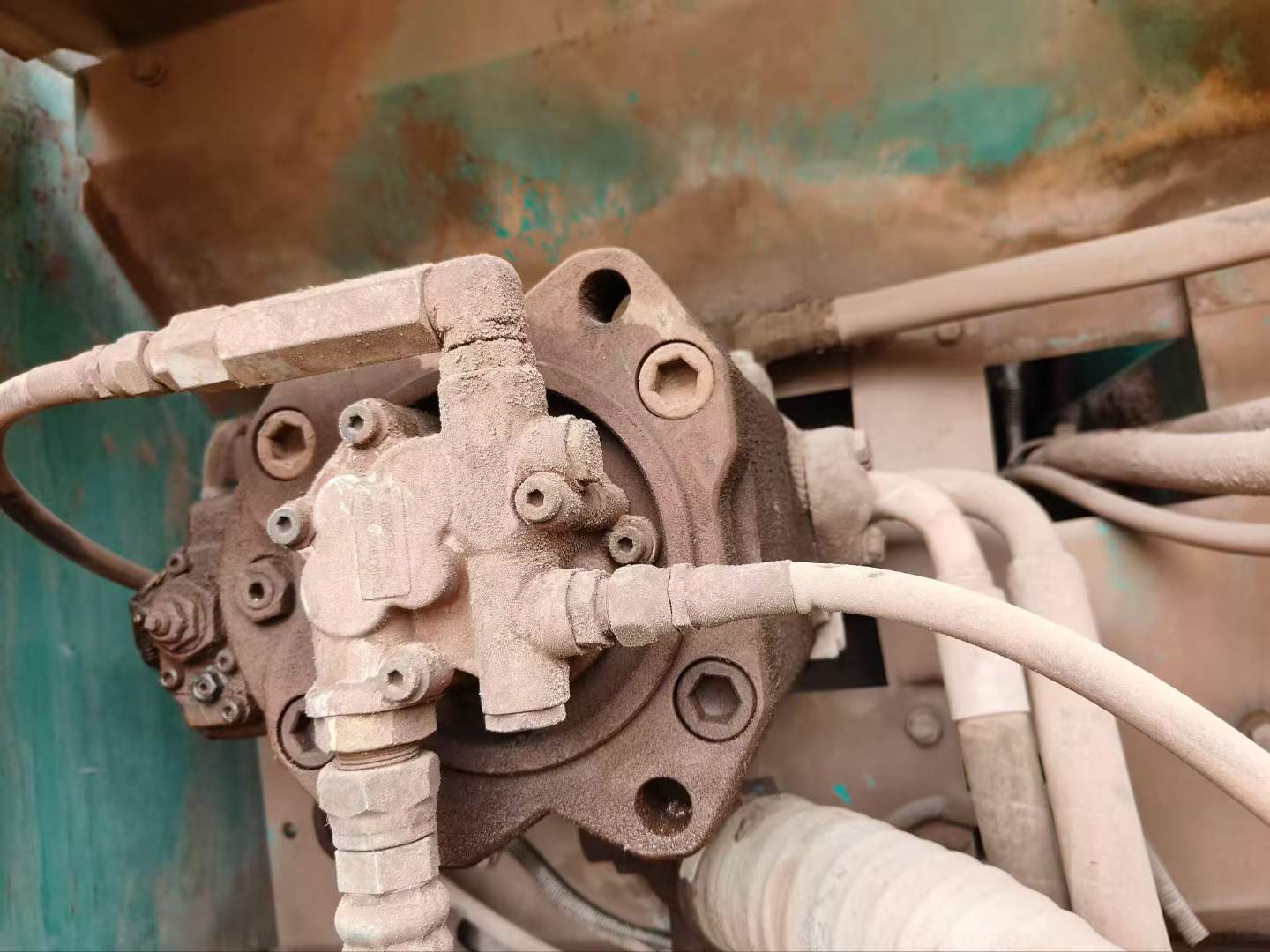 Buy Kobelco SK260 Used Excavator / 2