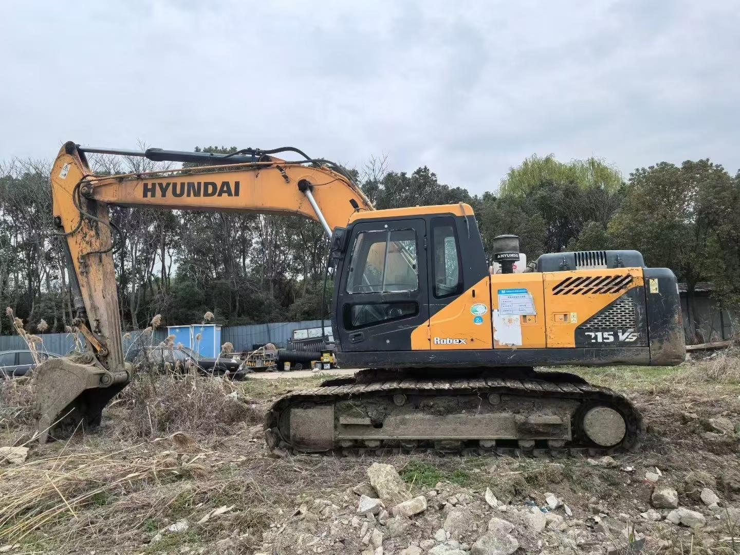 Buy Hyundai R215-7 Used Excavator / 2