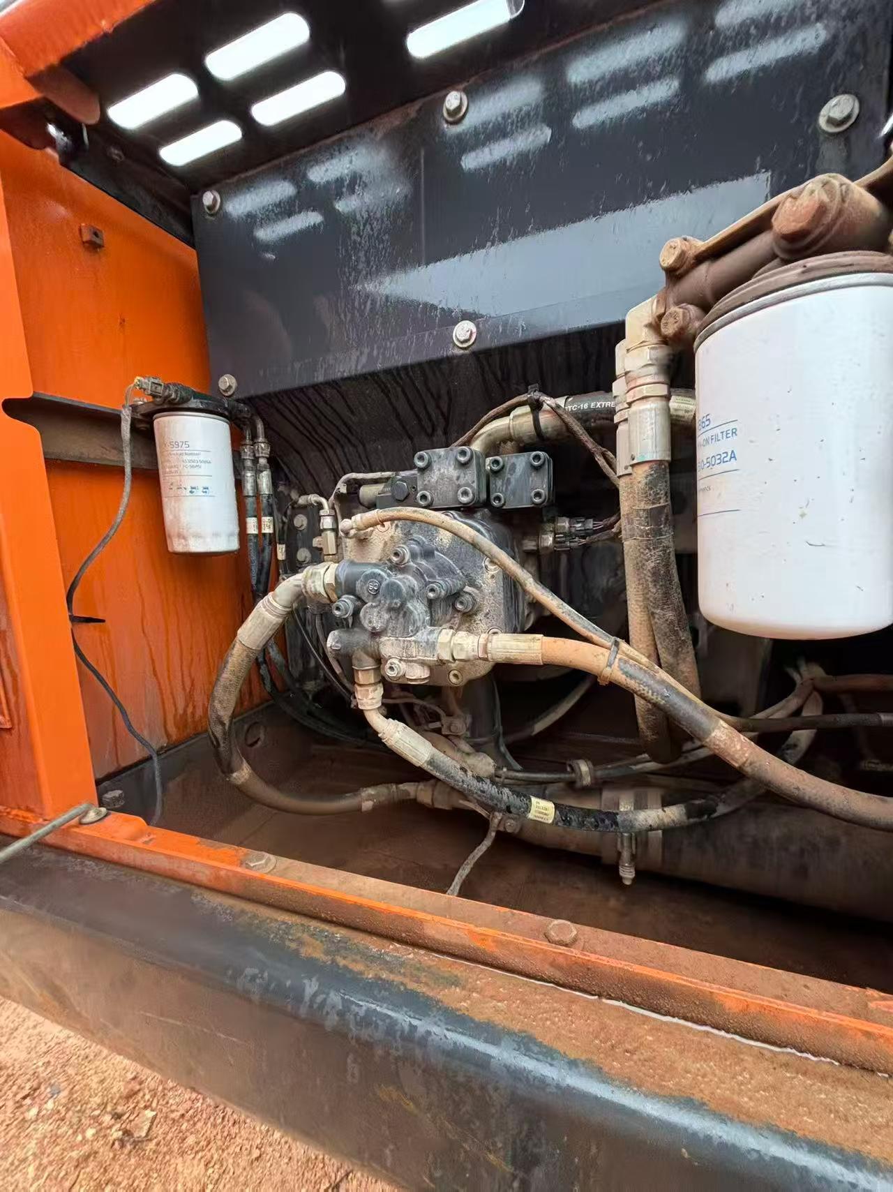 Buy Doosan DH215-7 Used Excavator / 3