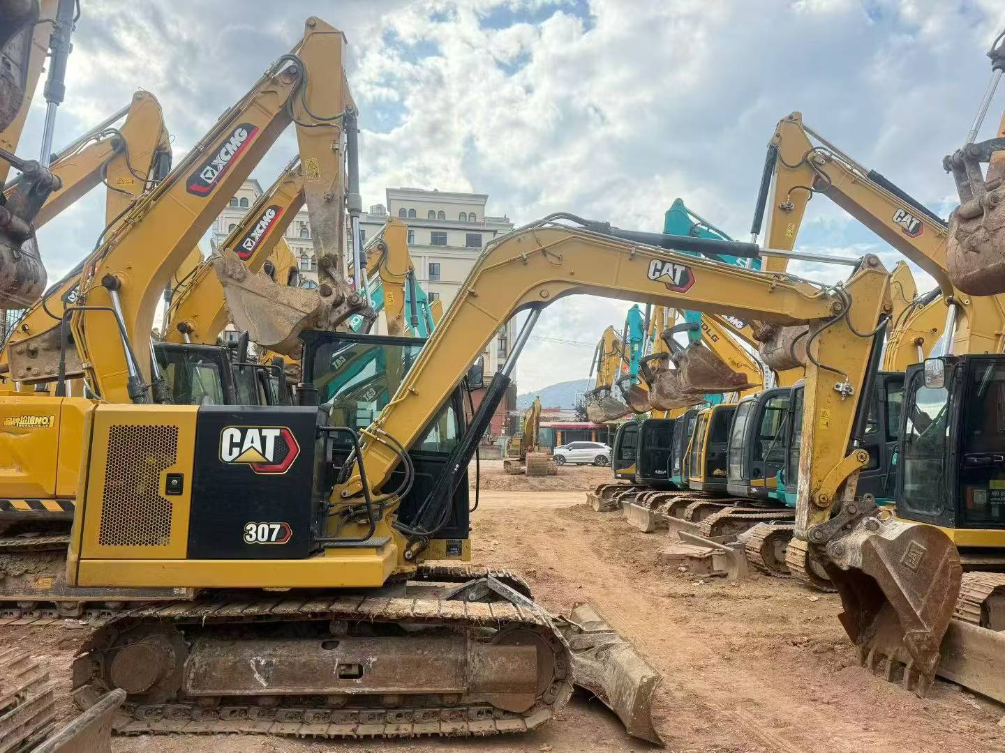 Buy Caterpillar 307B Used Excavator / 2