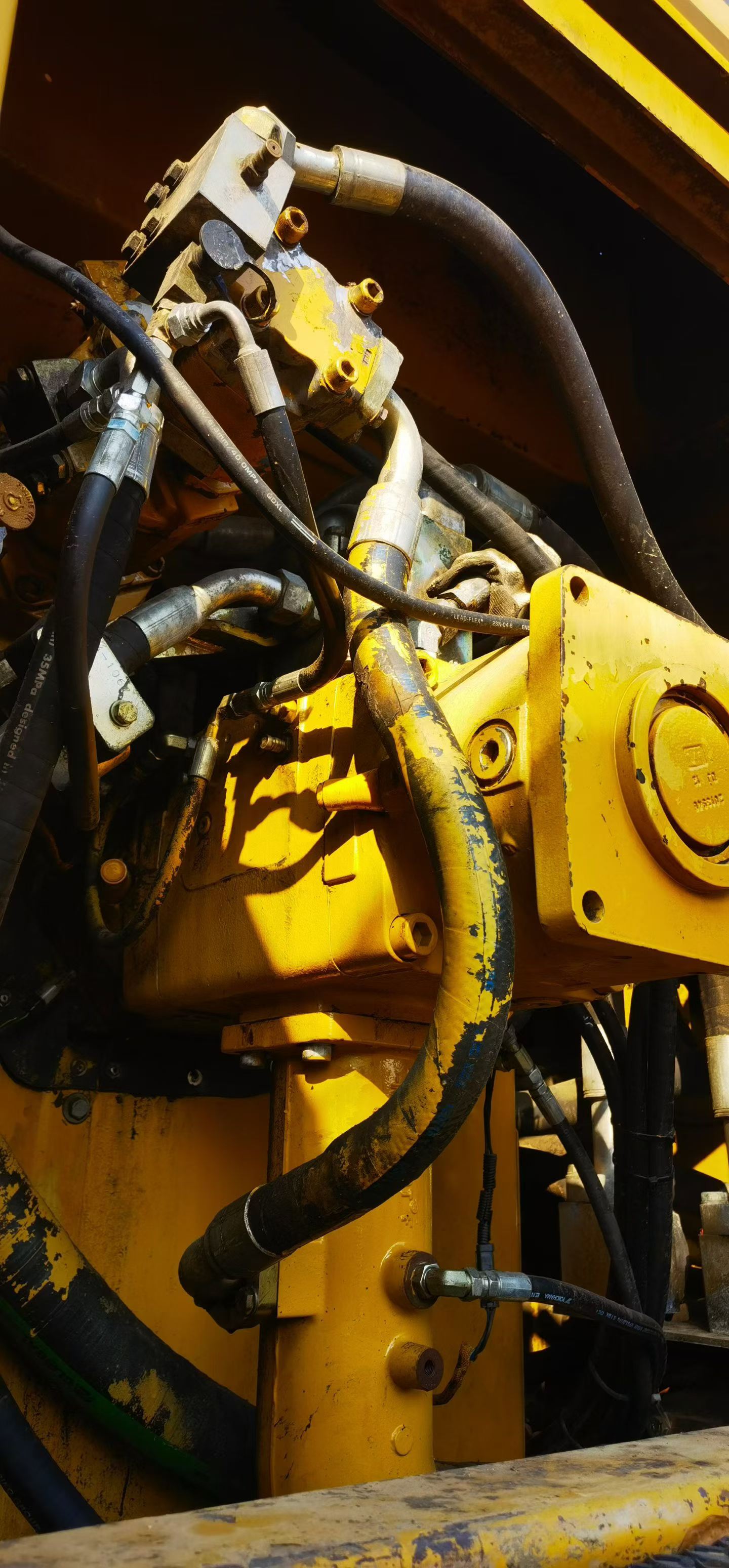 Buy Caterpillar 365B Used Excavator / 6