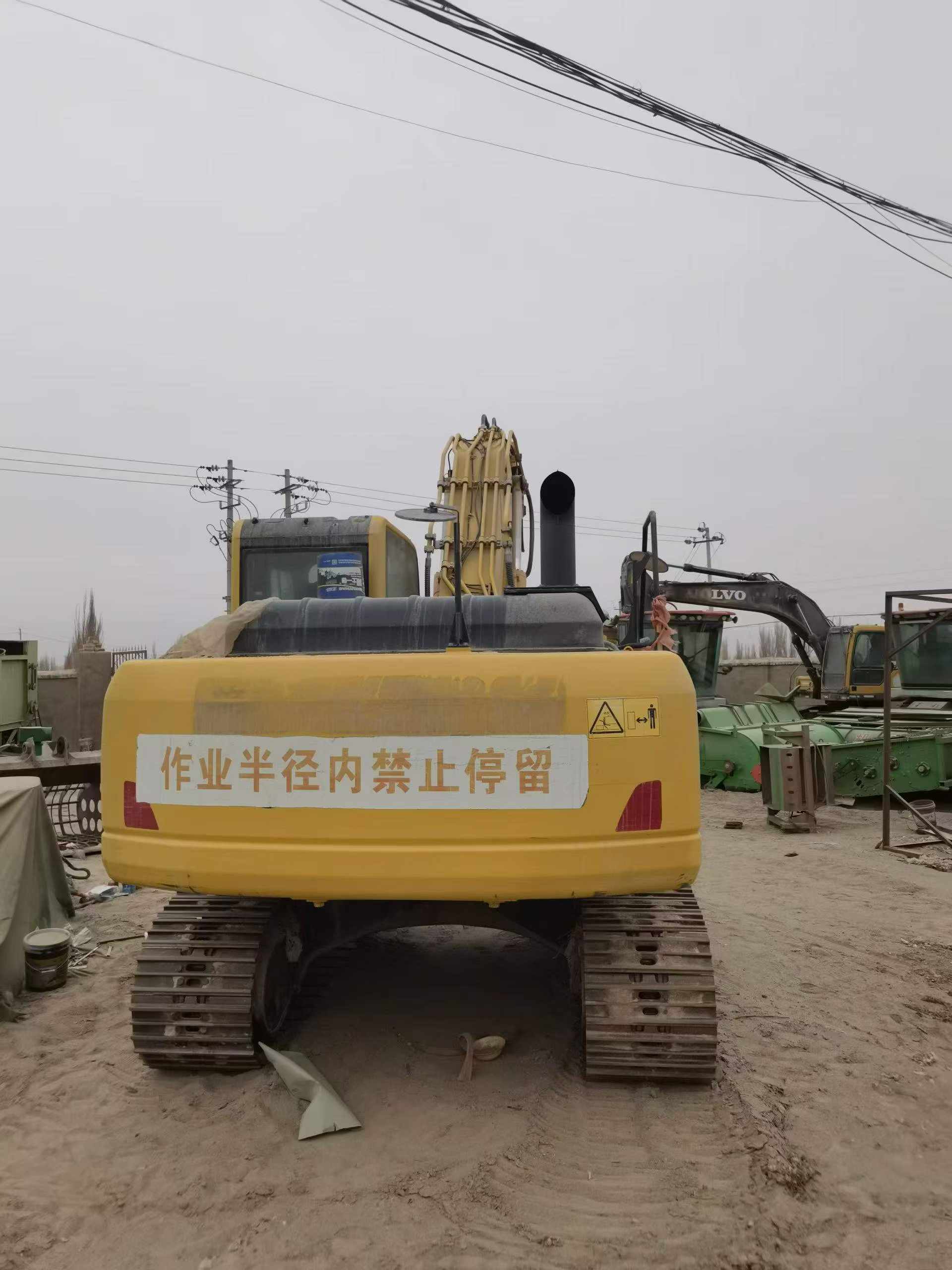 Buy Komatsu PC200-8 Used Excavator / 2
