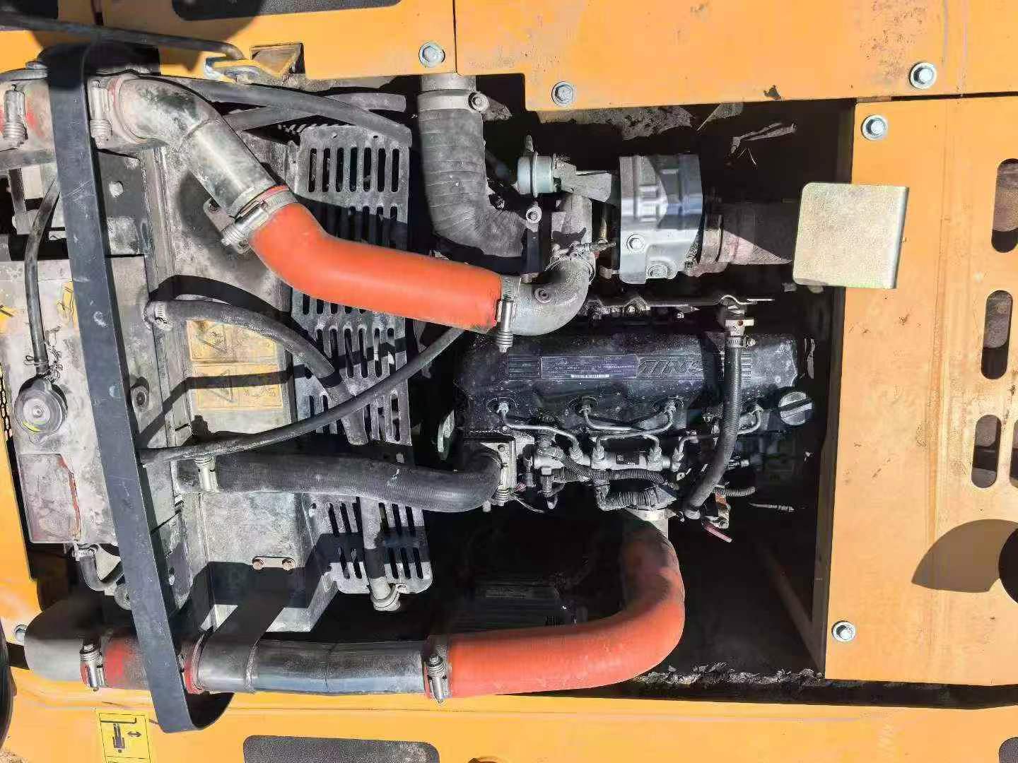 Buy XCMG XE135B Used Excavator / 8