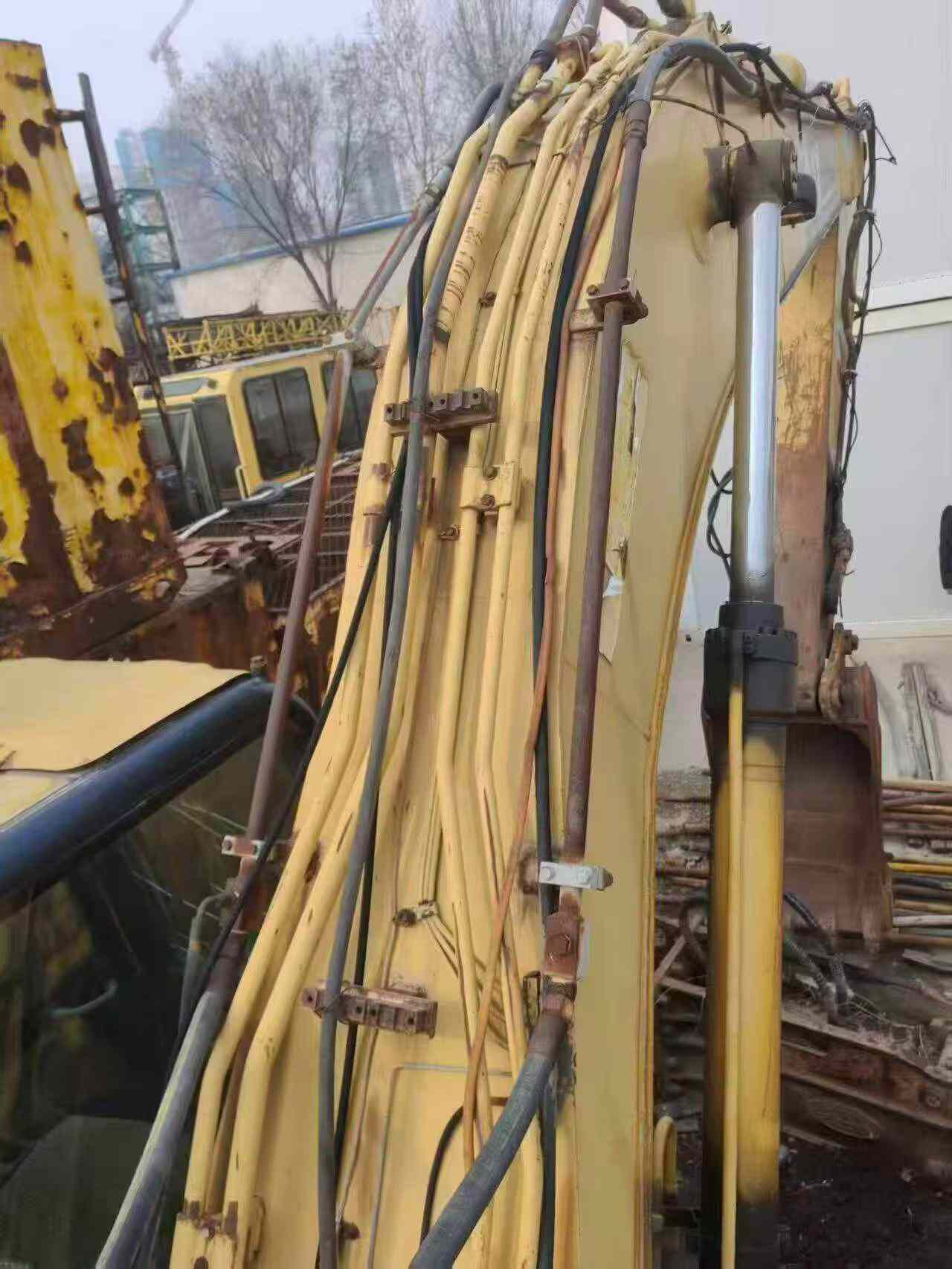 Buy Caterpillar 325D Used Excavator / 6