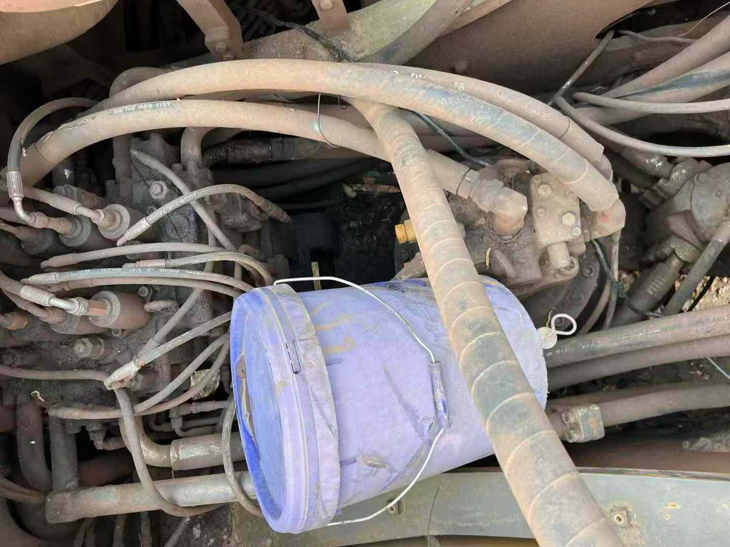 Buy Volvo L350F Used Excavator / 7