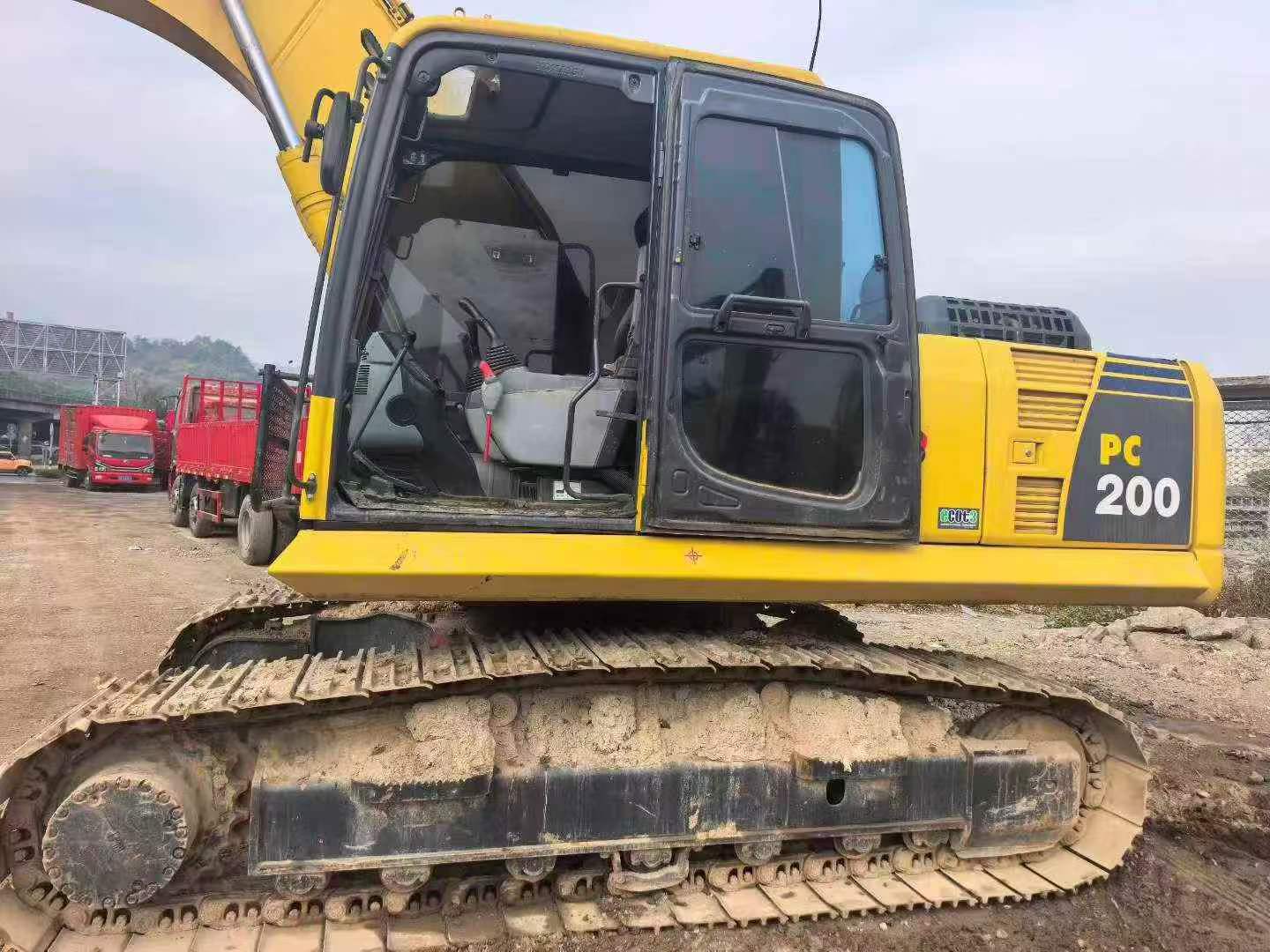 Buy Komatsu PC200 Used Excavator / 8