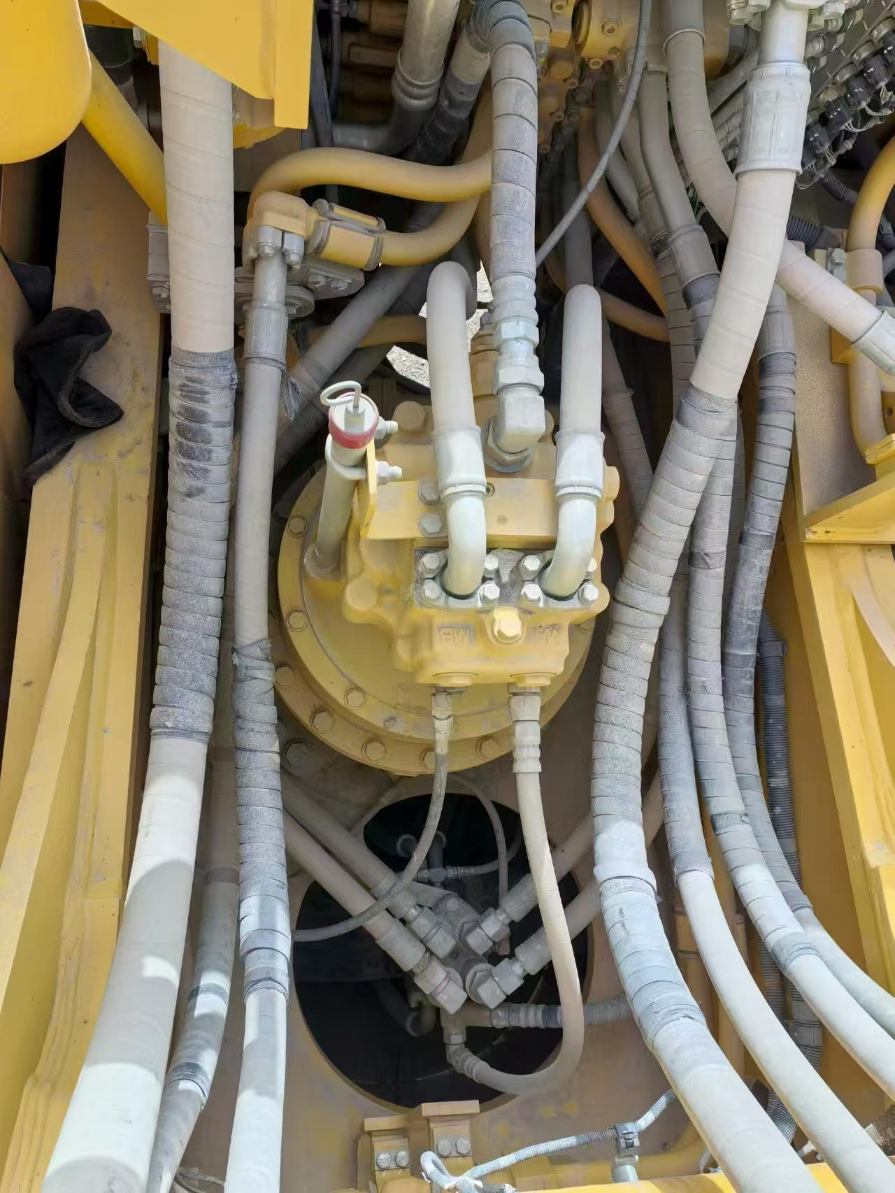 Buy Komatsu PC360-7 Used Excavator / 3