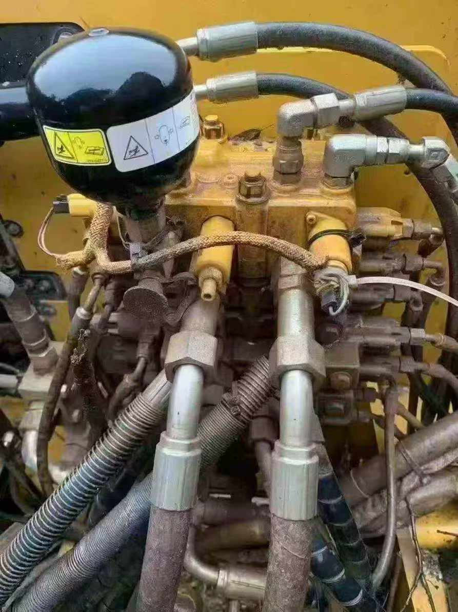 Buy Caterpillar 307B Used Excavator / 2