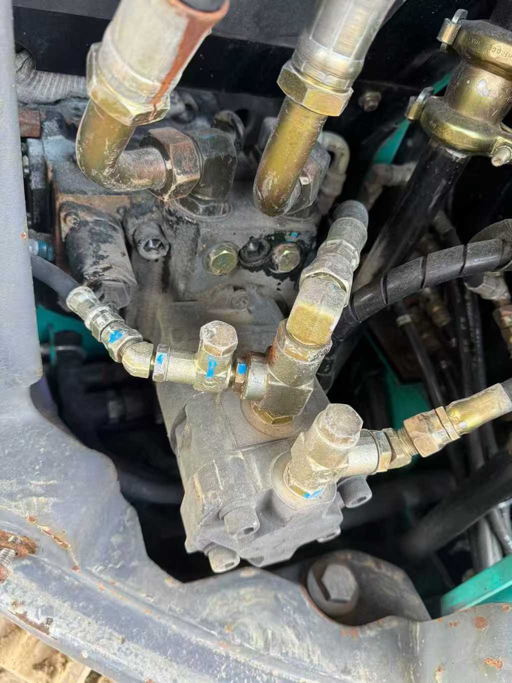 Buy Kobelco SK70SR Used Excavator / 6