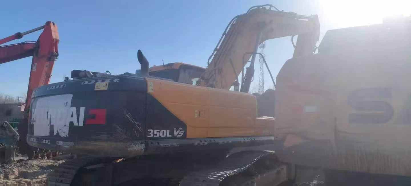 Buy Hyundai R350LVS Used Excavator / 3