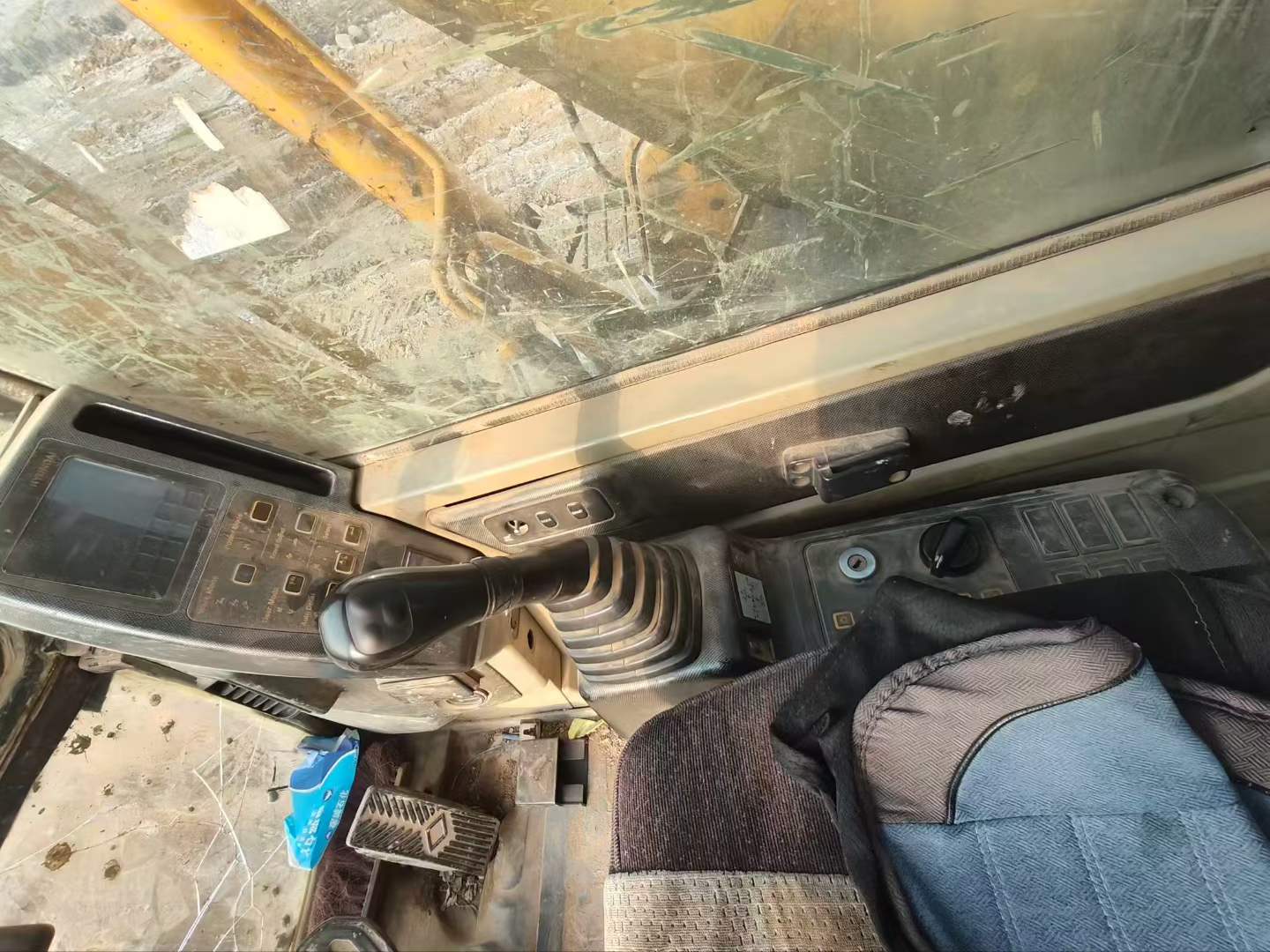 Buy Hyundai R225-7 Used Excavator / 4