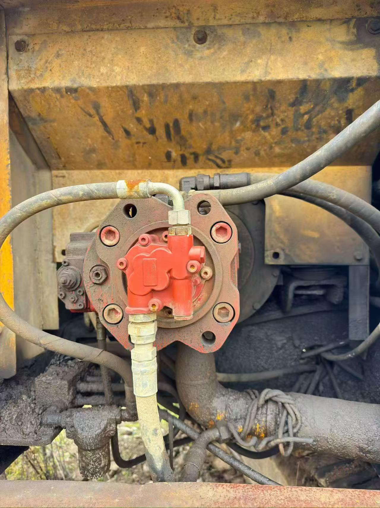 Buy Hyundai R215-7 Used Excavator / 4