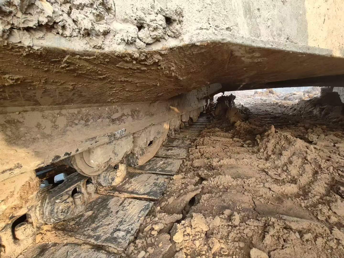 Buy Hyundai R225-7 Used Excavator / 2