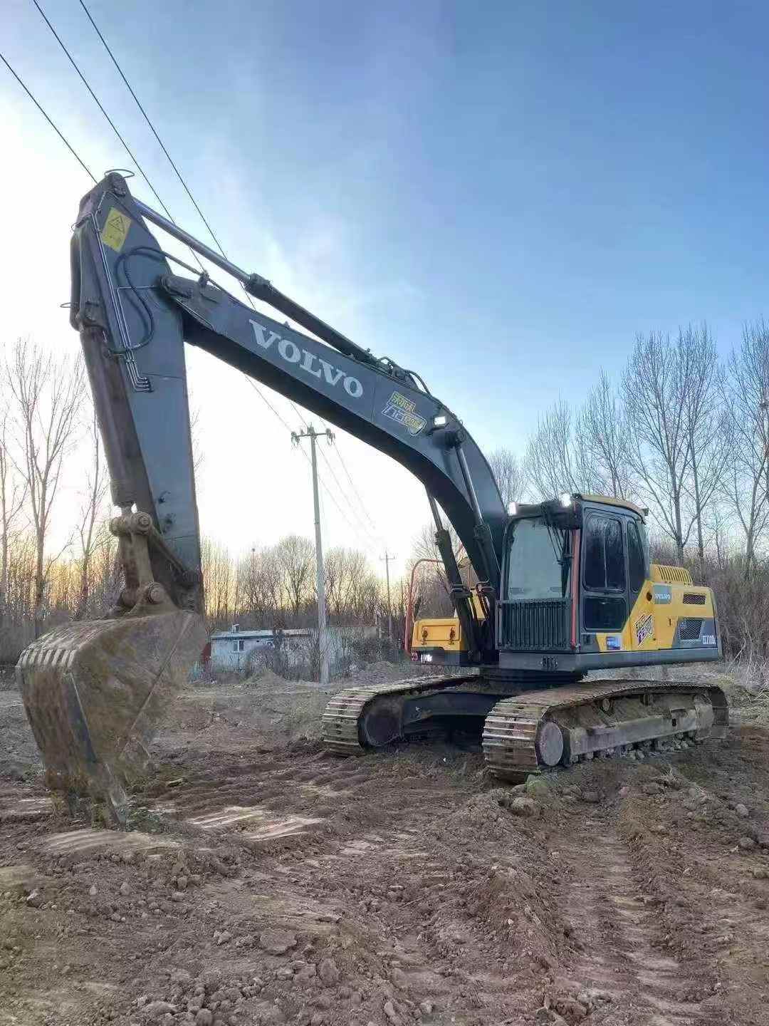 Buy Volvo EC210D Used Excavator / 9