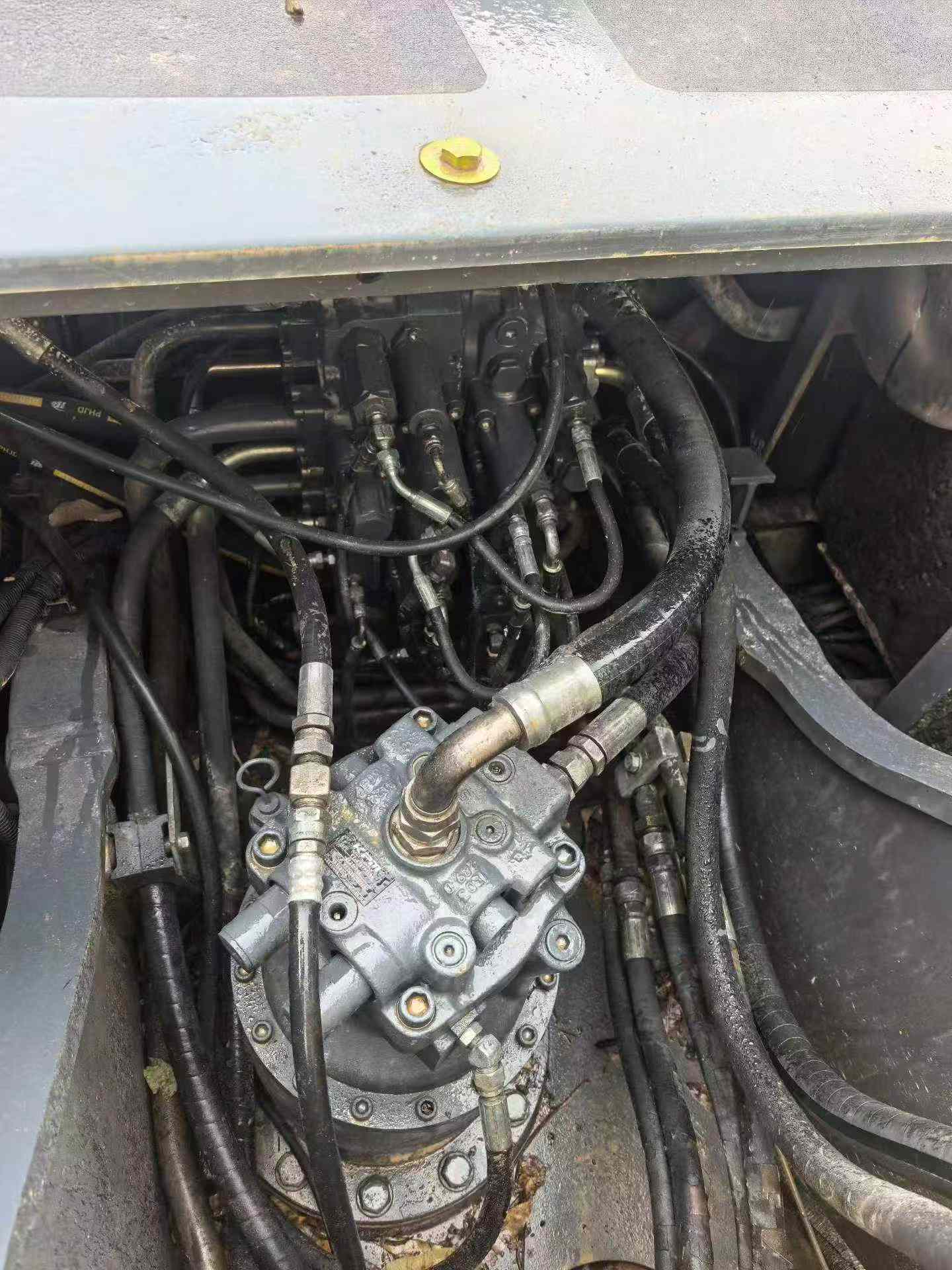 Buy Sumitomo SH200-5 Used Excavator / 3