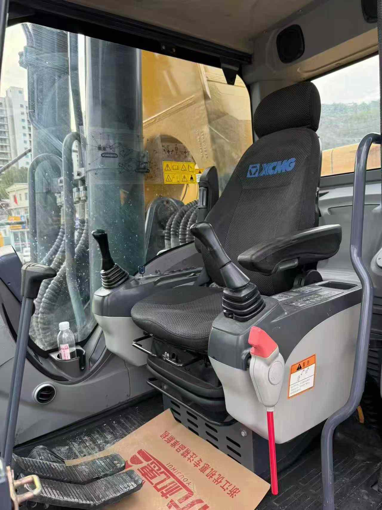 Buy XCMG XE900D Used Excavator / 6