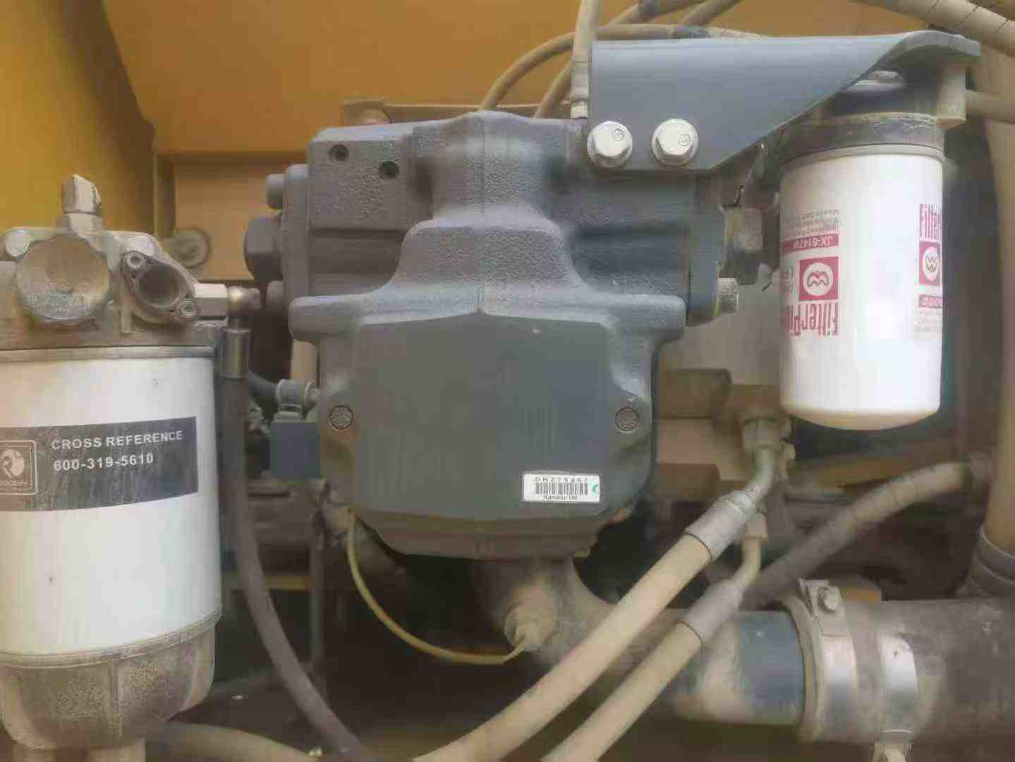 Buy Komatsu PC200-8 Used Excavator / 8