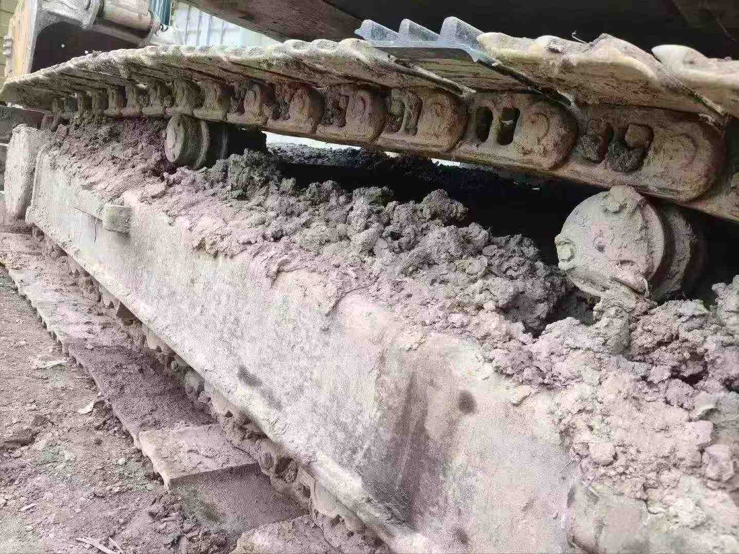 Buy Hyundai R275LC-9T Used Excavator