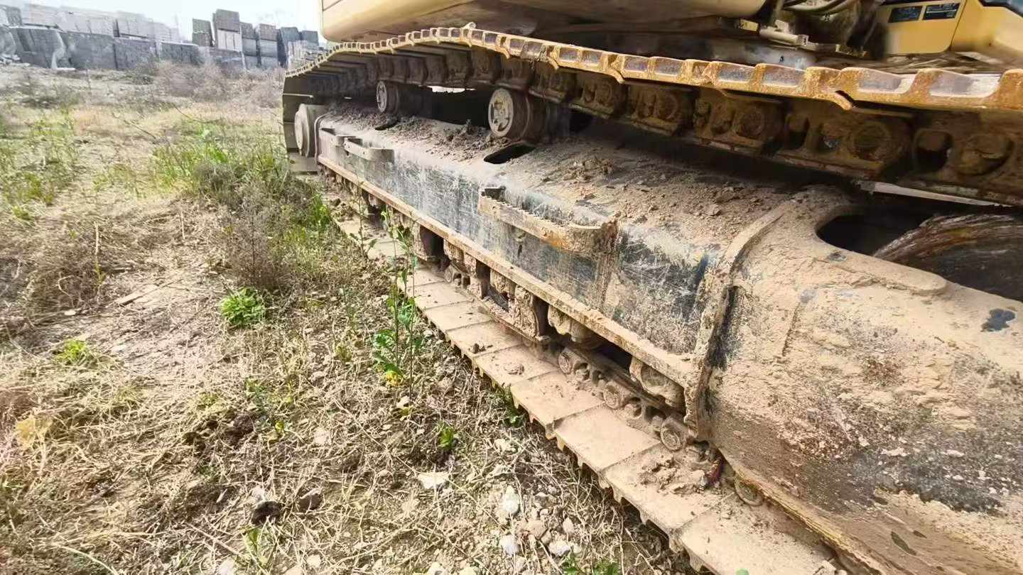 Buy Caterpillar CAT333  Used Excavator / 7