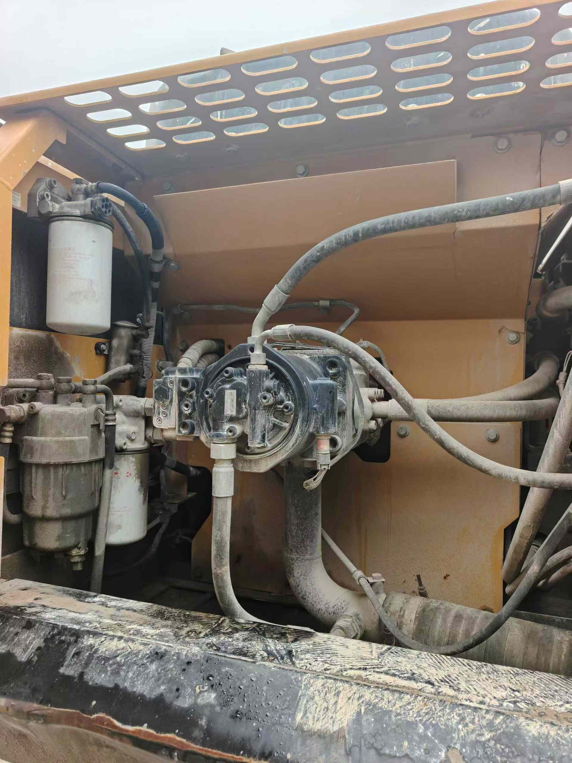 Buy Sany SY225C Used Excavator / 9