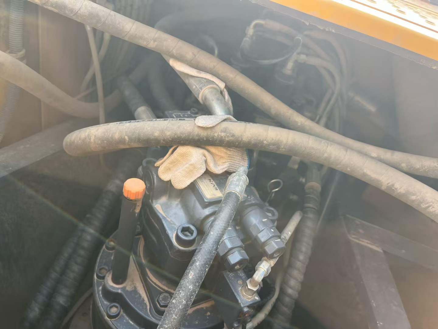 Buy XCMG XE200 Used Excavator / 5