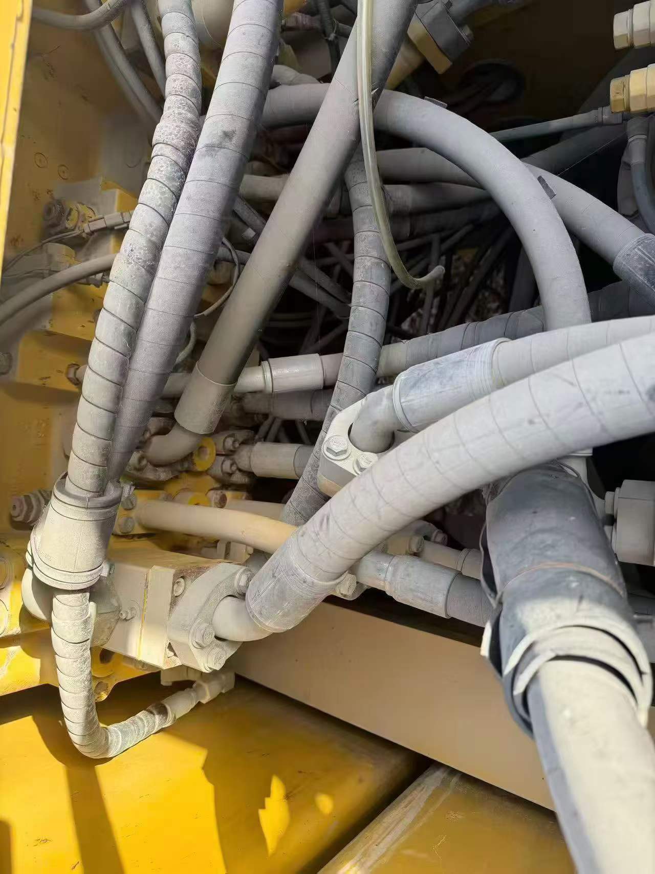 Buy Caterpillar 349E Used Excavator / 7