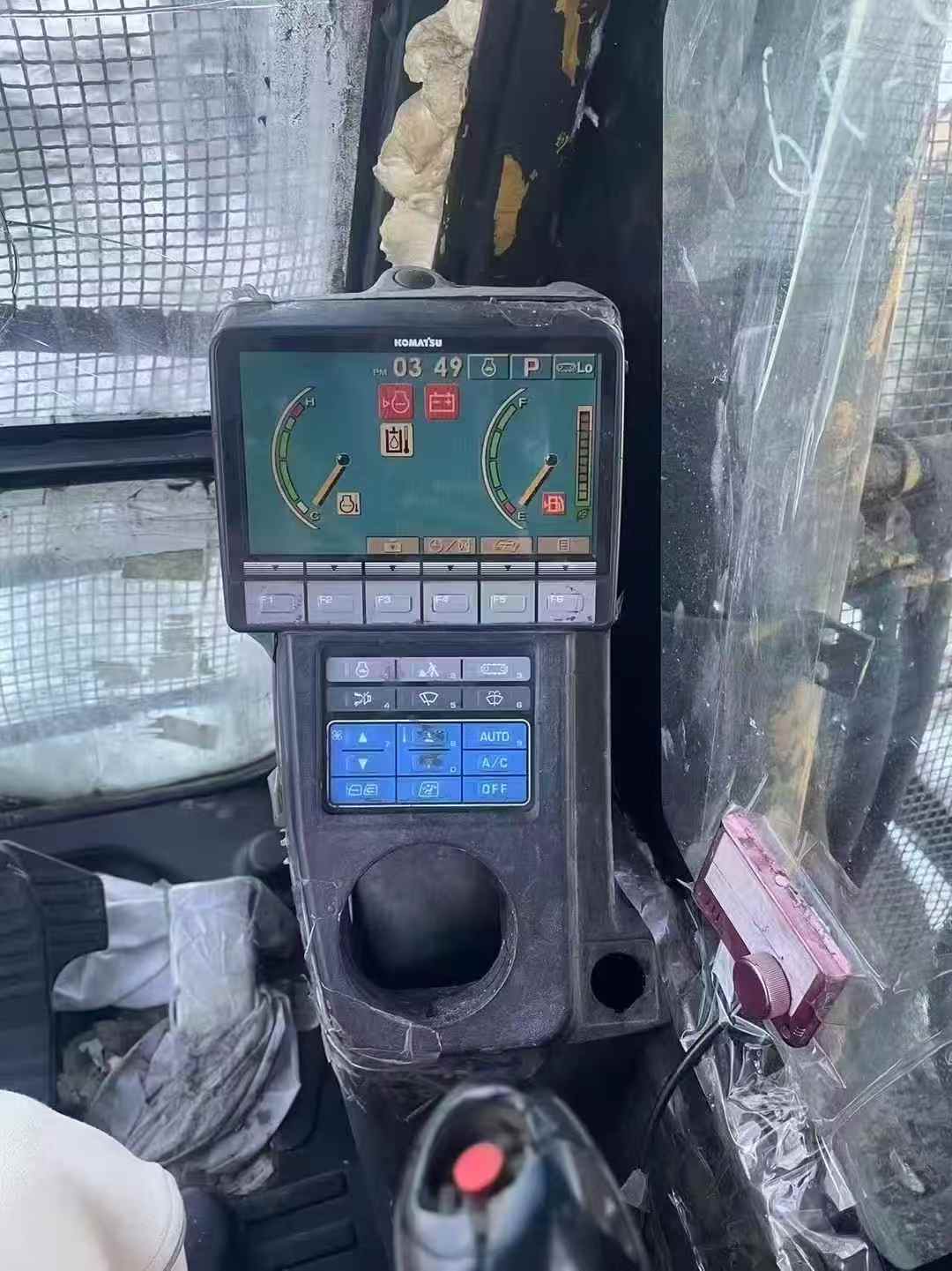 Buy Komatsu PC460LC-8 Used Excavator / 7