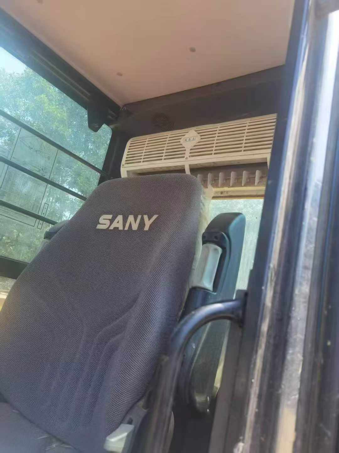 Buy Sany SY70C Used Excavator / 7