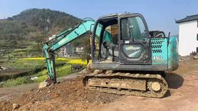 Buy Kobelco SK75 Used Excavator / 3 Buy Kobelco SK75 Used Excavator / 3