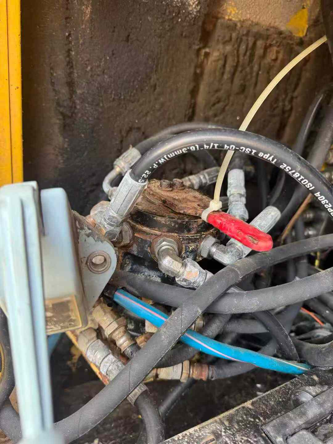 Buy Komatsu PC120-6E Used Excavator / 7