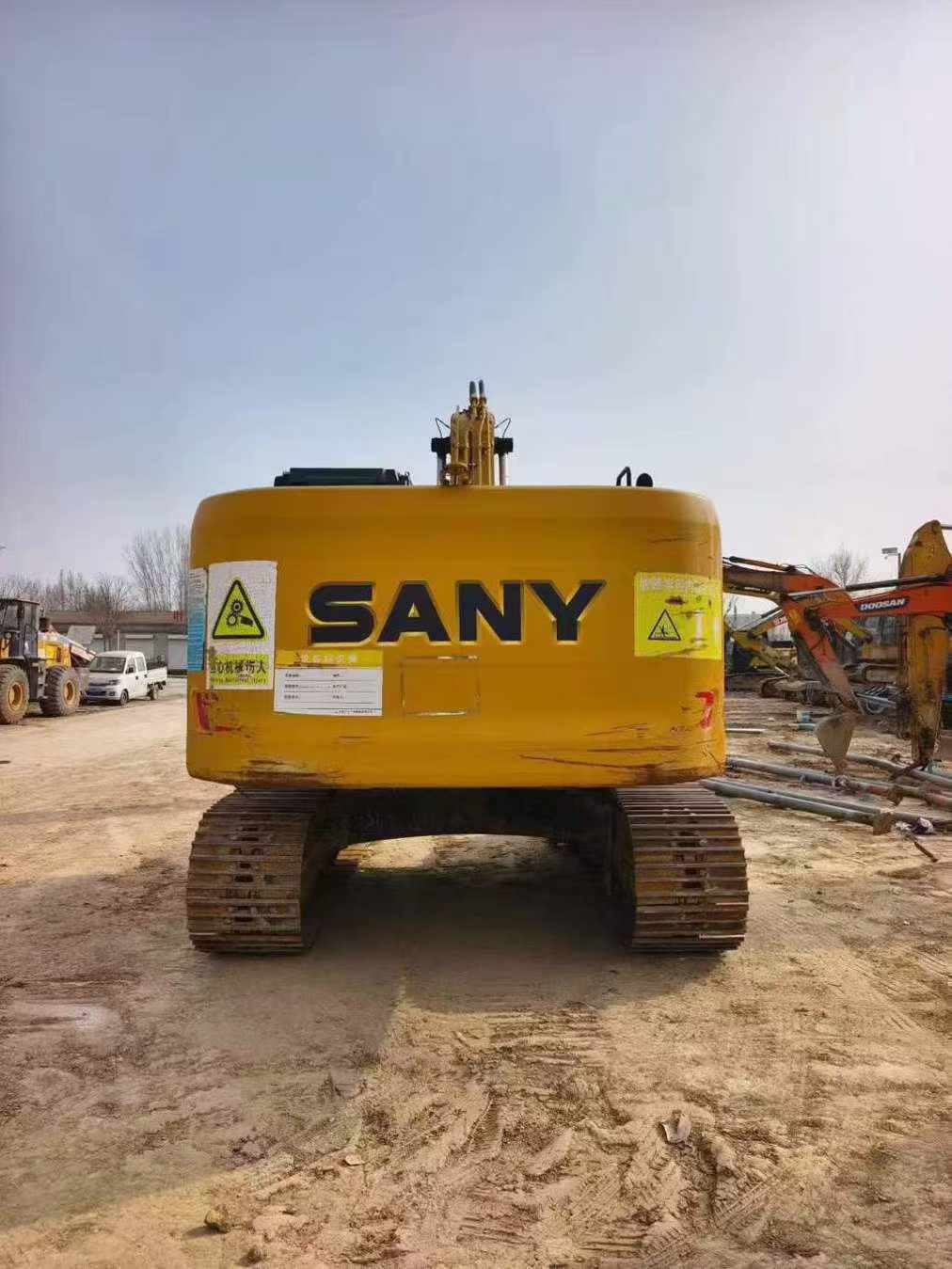 Buy Sany SY205C Used Excavator / 3