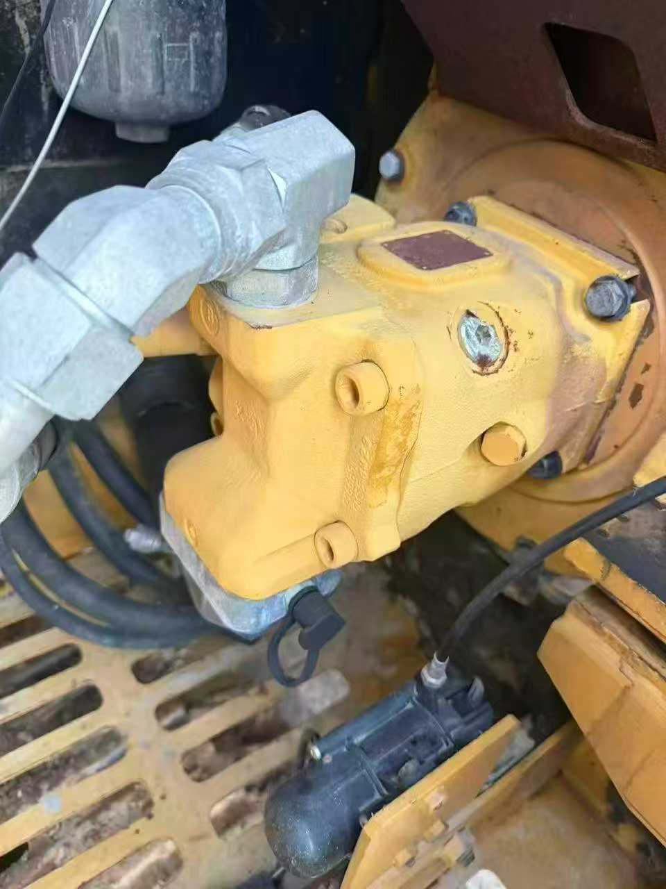 Buy Caterpillar 305.5 Used Excavator / 8