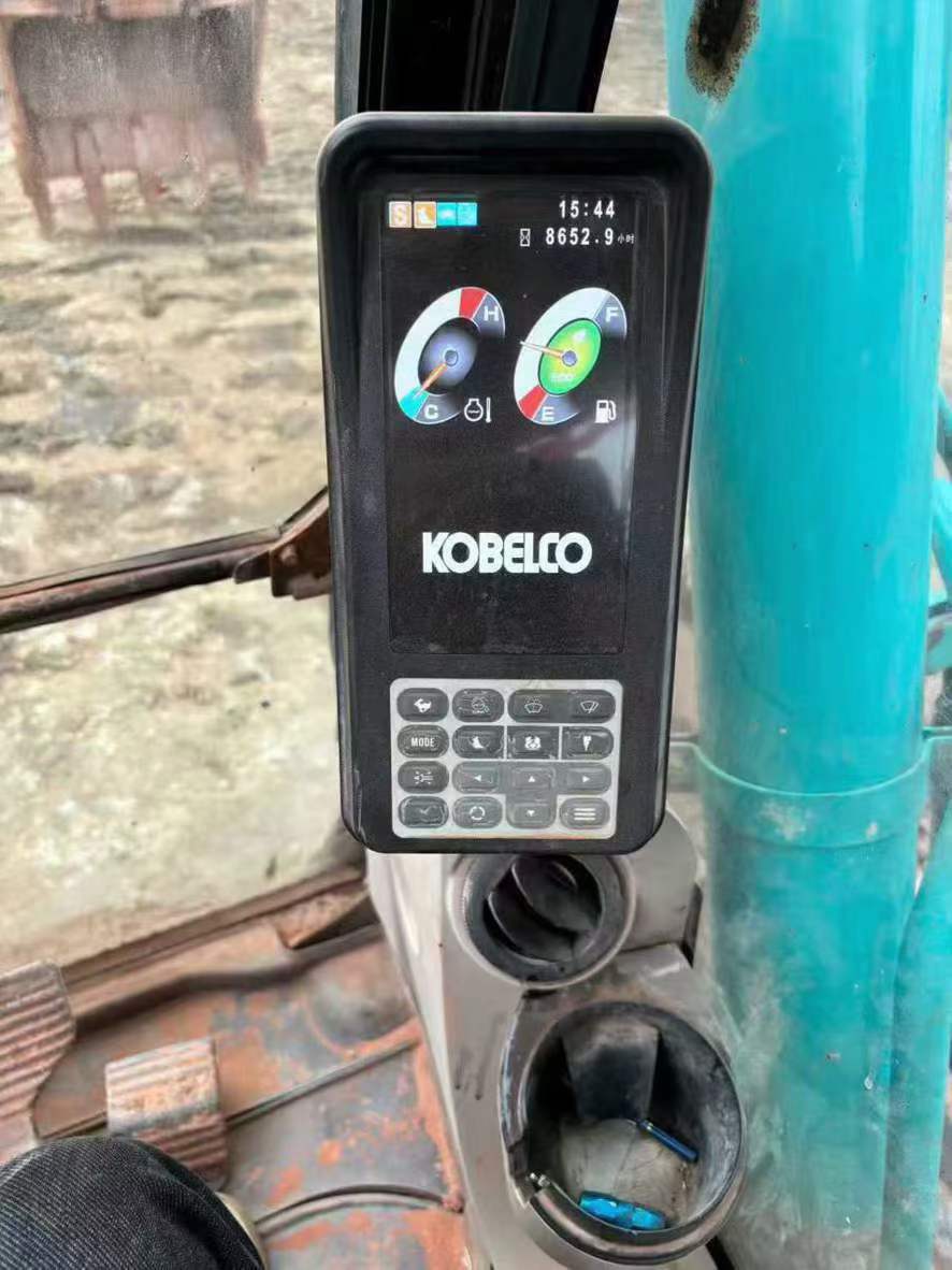Buy Kobelco SK210-6 Used Excavator / 8