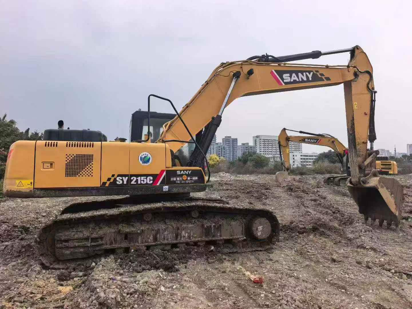 Buy Sany SY215C Used Excavator / 5