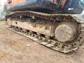 Buy Hitachi EX200 Used Excavator / 3 Buy Hitachi EX200 Used Excavator / 3