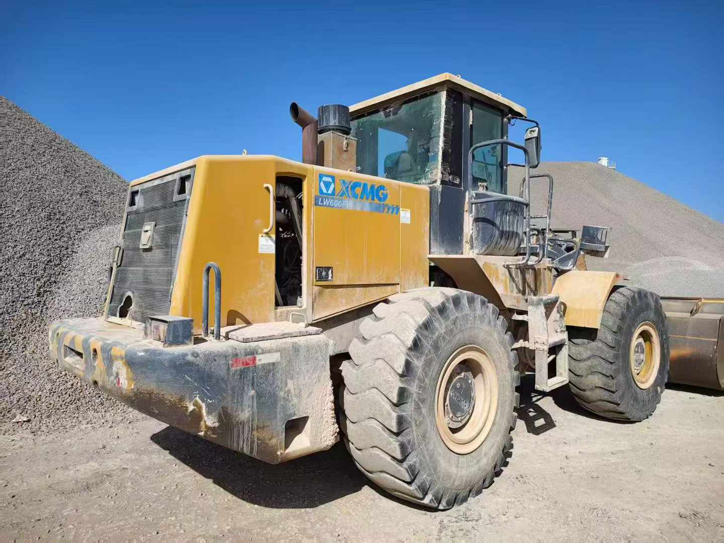 Buy XCMG LW600E Used Loader / 3