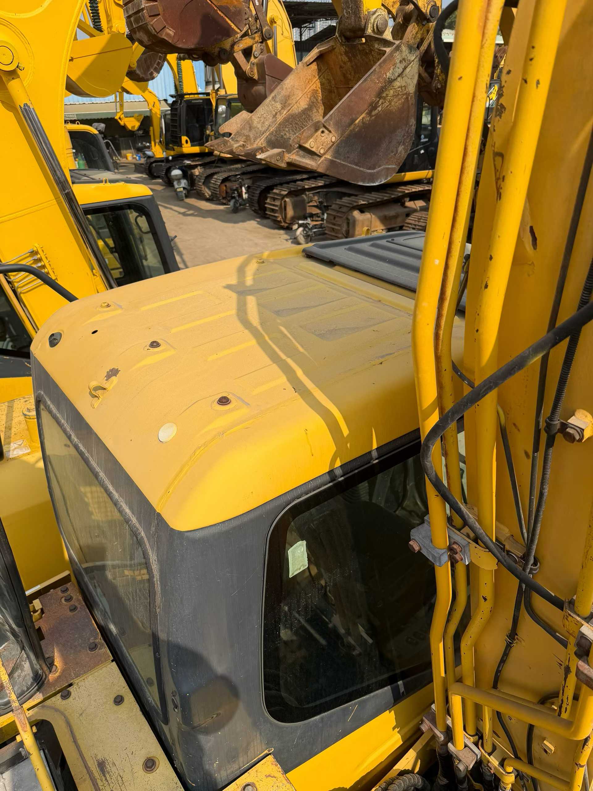 Buy Komatsu PC130-7 Used Excavator / 3
